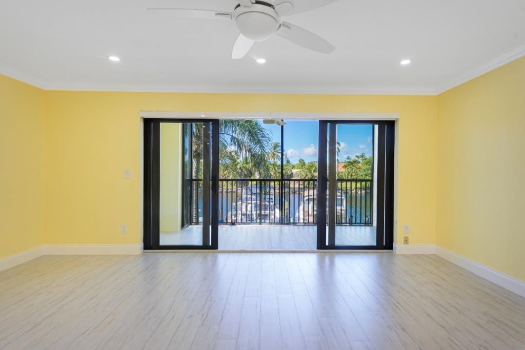 240 Captains Walk, Unit 5120, Delray Beach, FL 33483 Photo