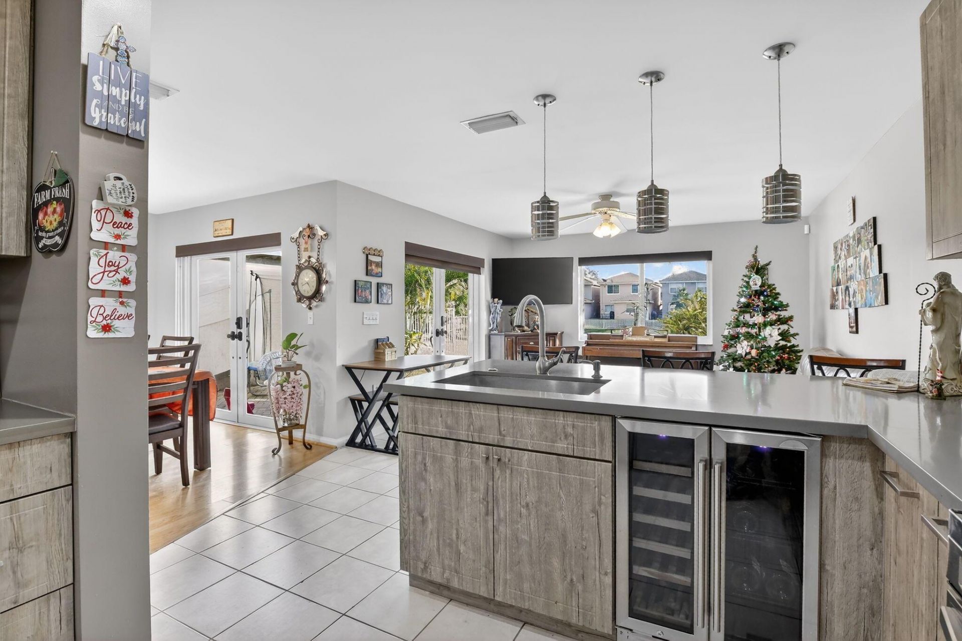 9232 NW 55th Street, Sunrise, FL 33351 Photo