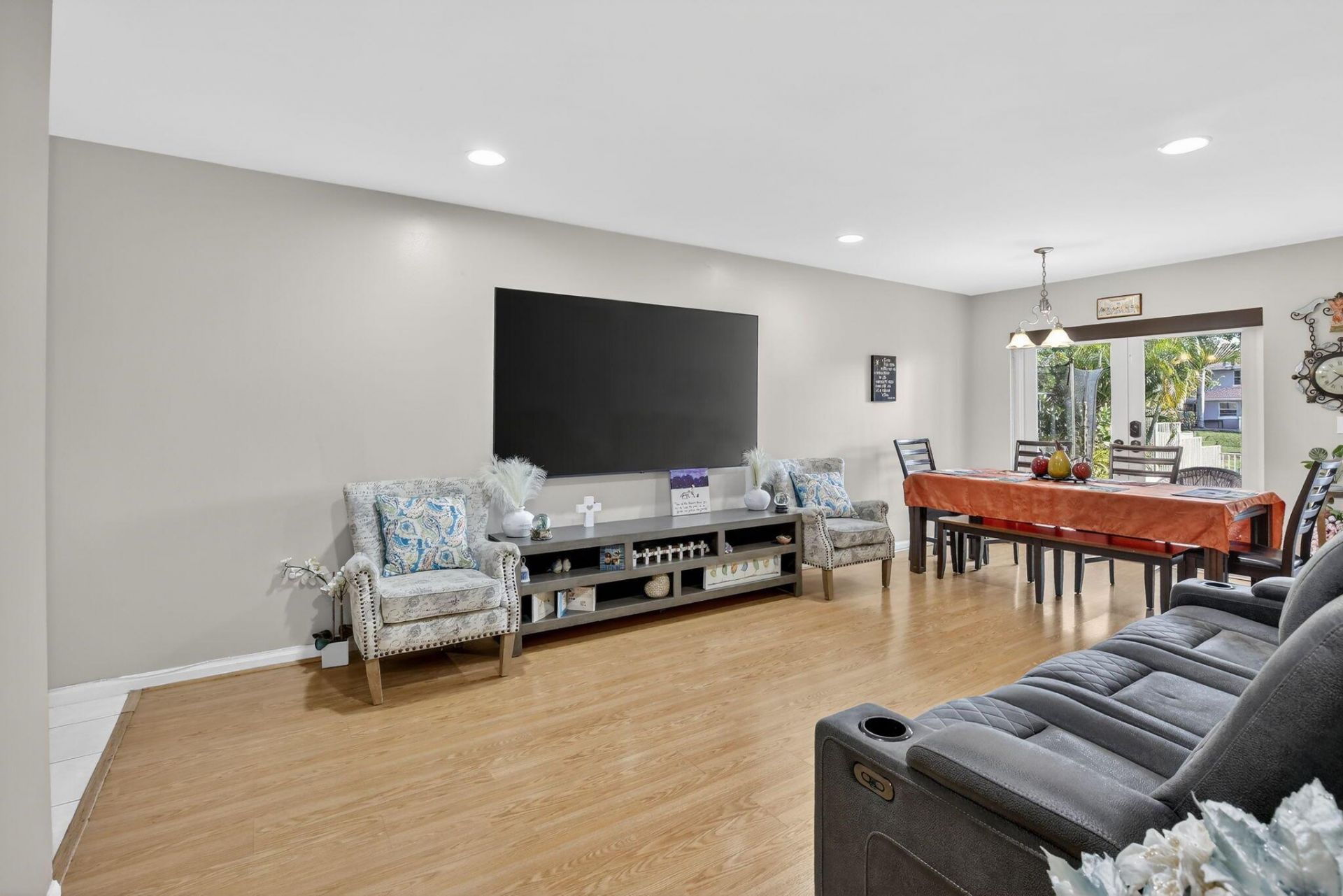 9232 NW 55th Street, Sunrise, FL 33351 Photo