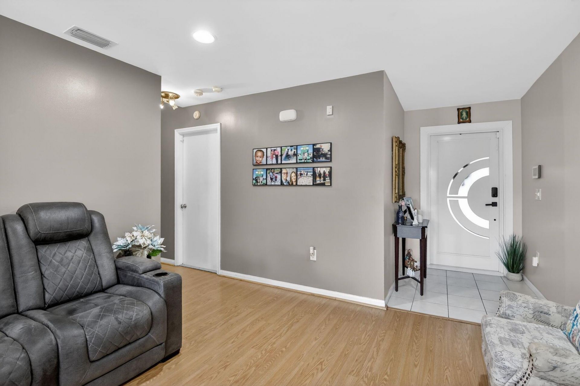 9232 NW 55th Street, Sunrise, FL 33351 Photo