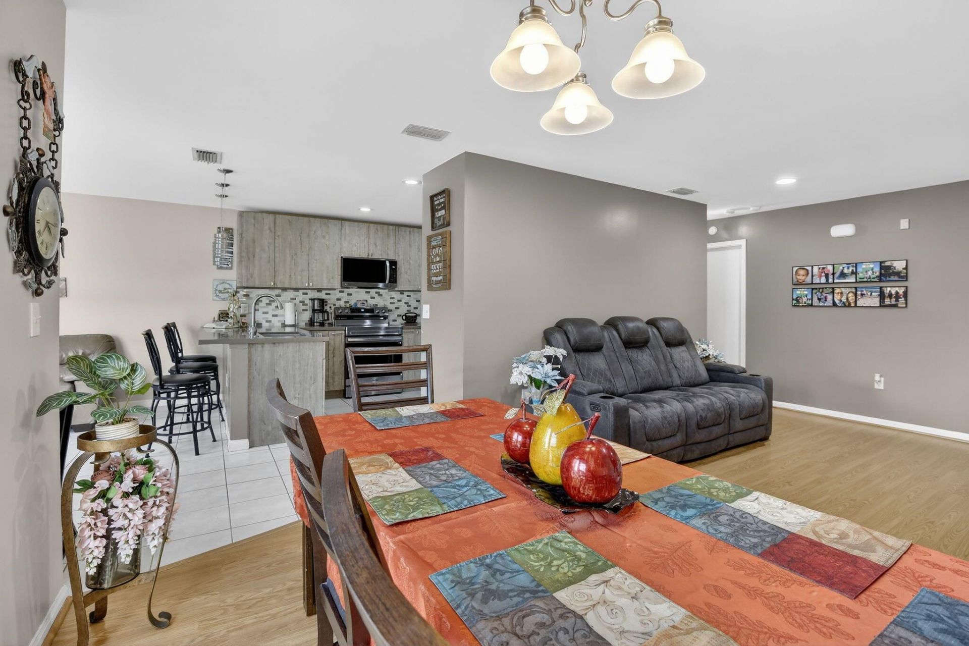 9232 NW 55th Street, Sunrise, FL 33351 Photo