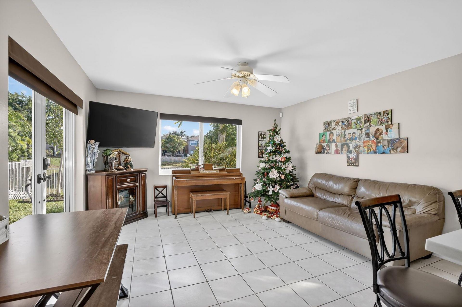 9232 NW 55th Street, Sunrise, FL 33351 Photo