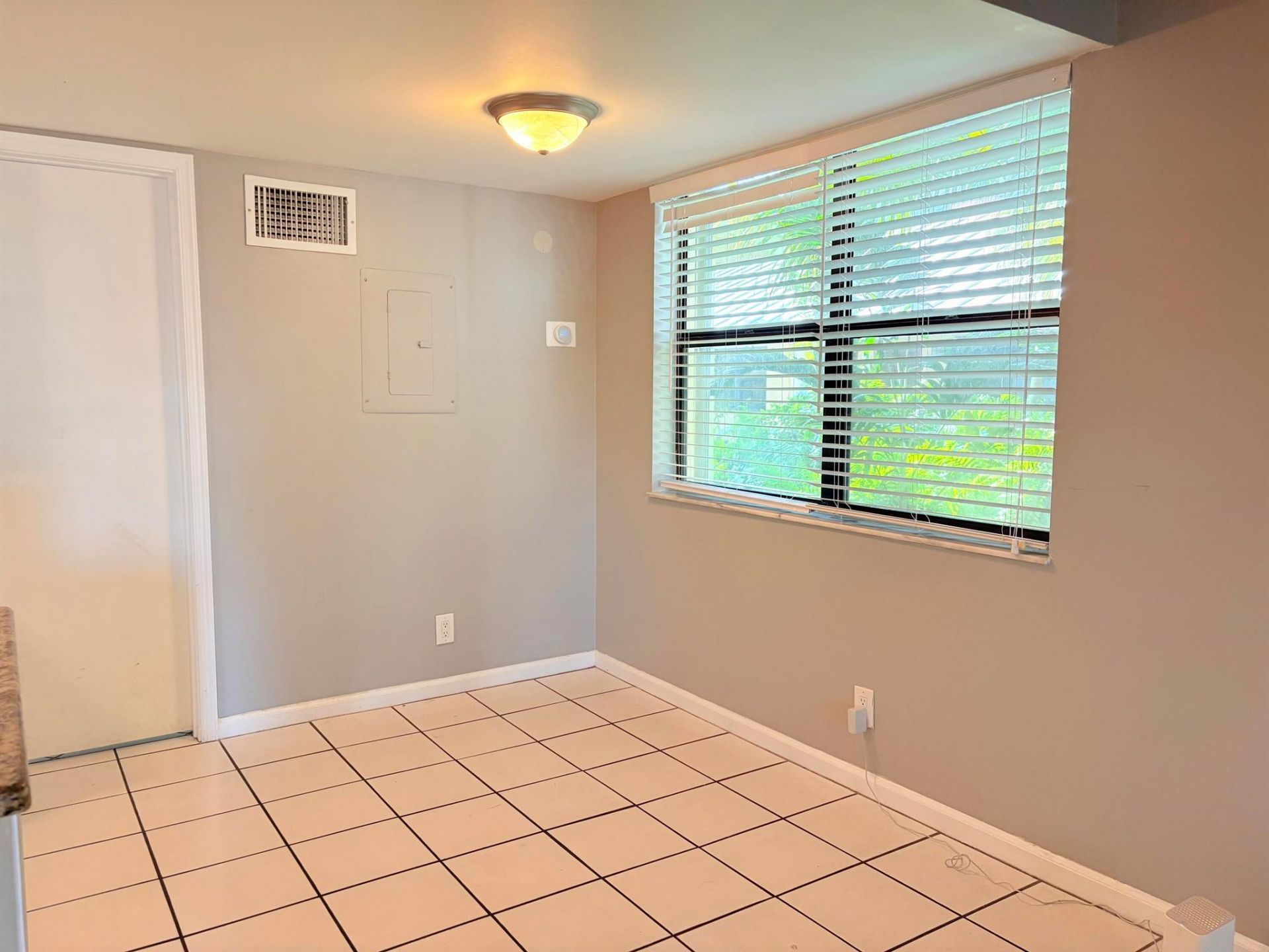 1455 Holly Heights Drive, Unit 22, Fort Lauderdale, FL 33304 Photo