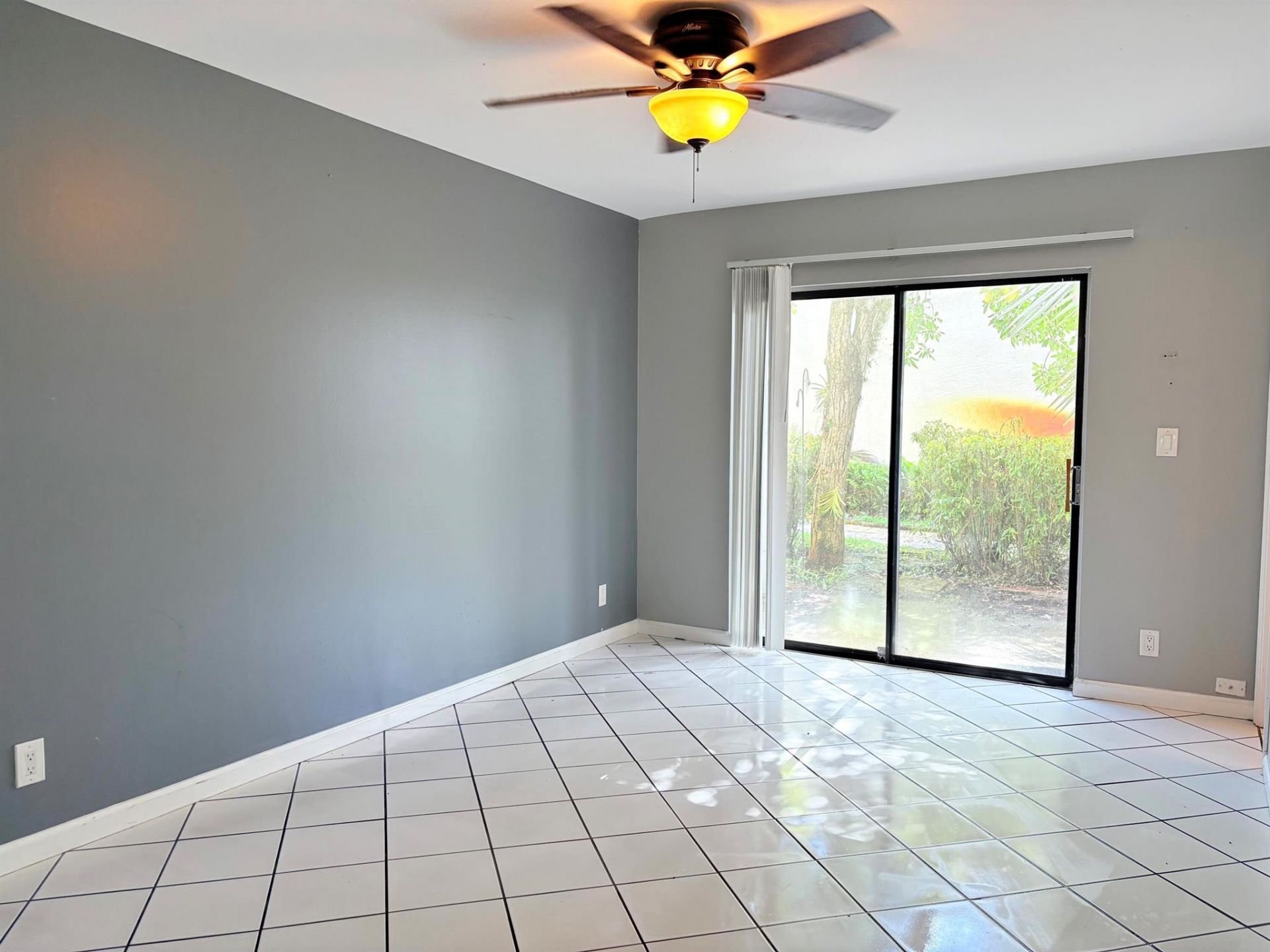 1455 Holly Heights Drive, Unit 22, Fort Lauderdale, FL 33304 Photo