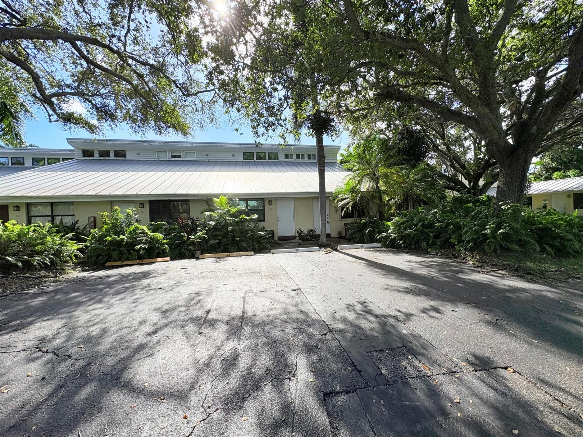 1455 Holly Heights Drive, Unit 22, Fort Lauderdale, FL 33304 Photo