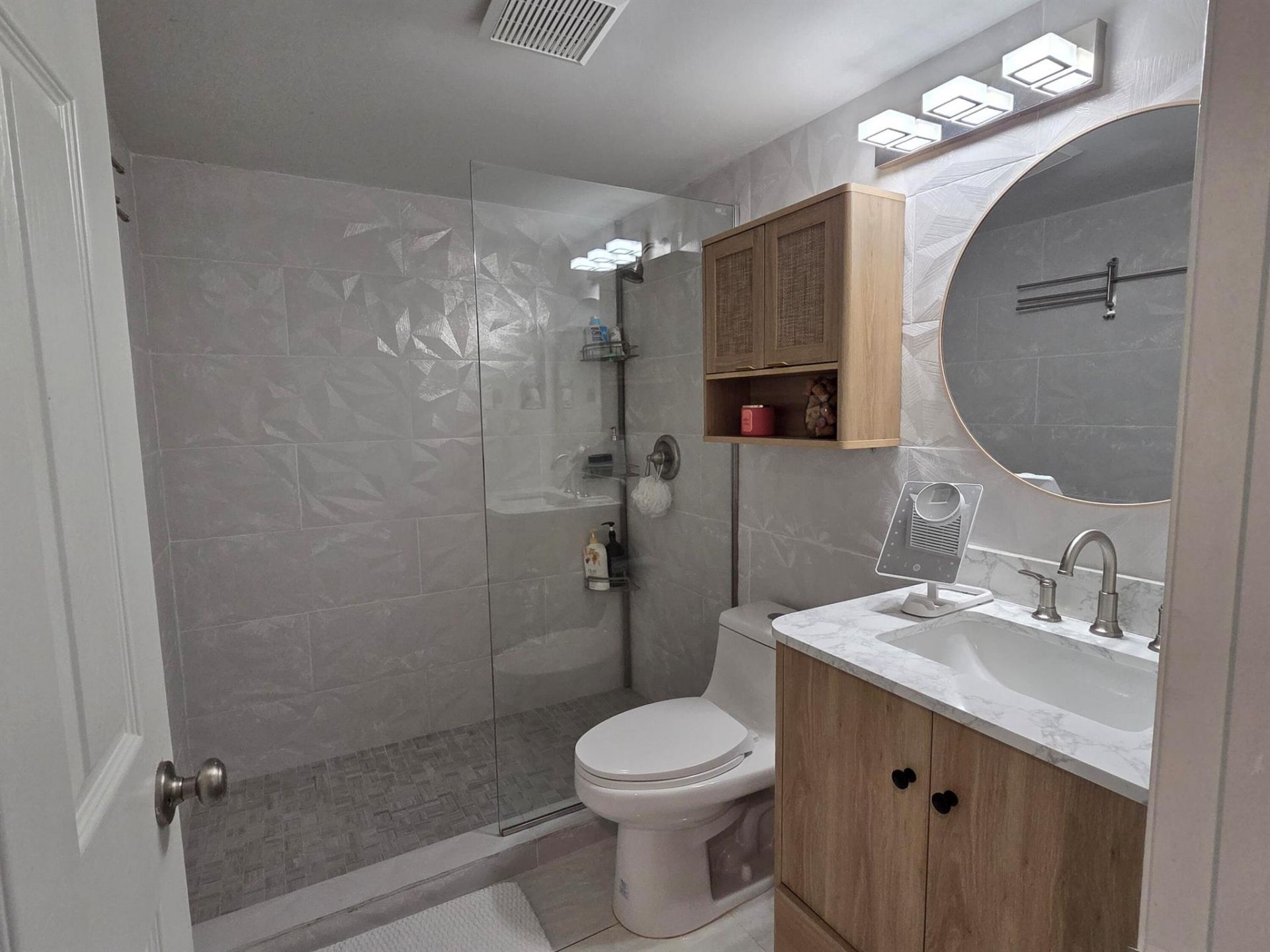 1115 Green Pine Boulevard, Unit D2, West Palm Beach, FL 33409 Photo