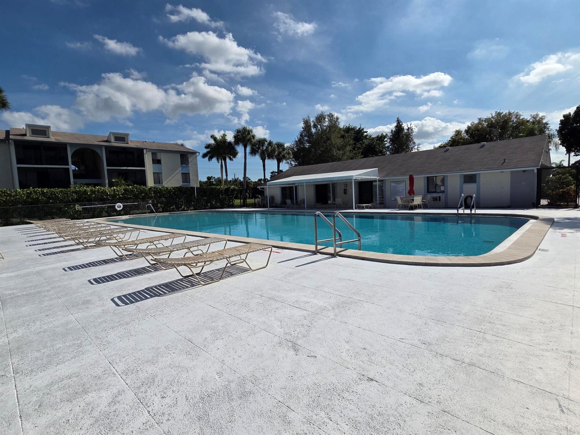 1115 Green Pine Boulevard, Unit D2, West Palm Beach, FL 33409 Photo