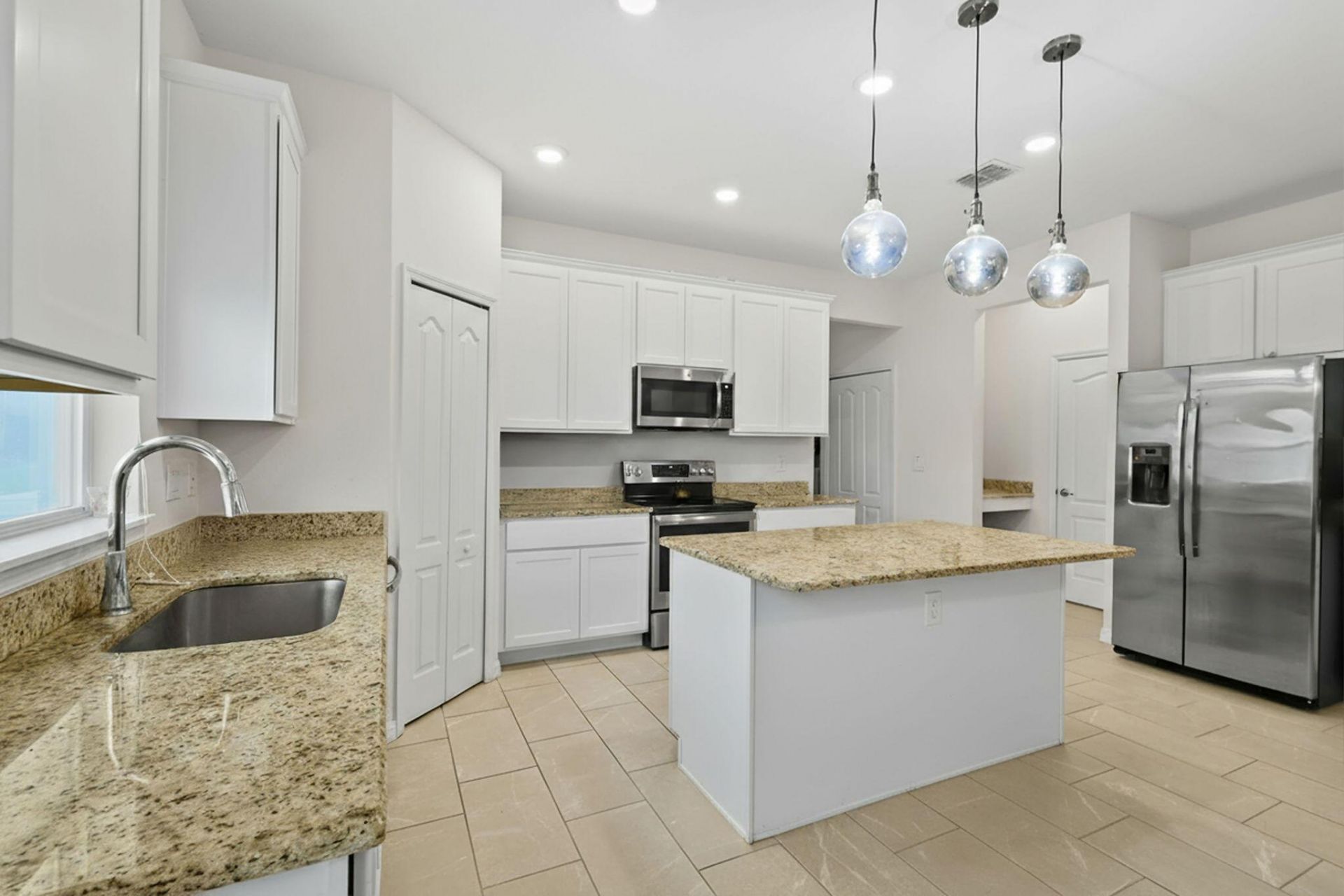 5475 NW Whitecap Road, Port Saint Lucie, FL 34986 Photo