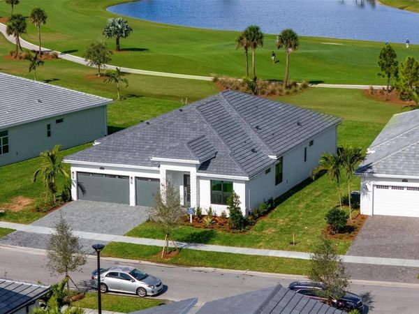 13537 SW Shinnecock Drive, Port St. Lucie, FL 34987