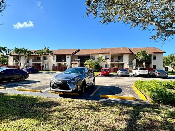 7931 Southgate Boulevard, Unit E8, North Lauderdale, FL 33068