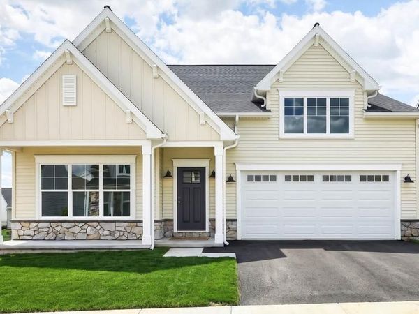 204 PINNACLE RIDGE DRIVE, ANNVILLE, PA 17003