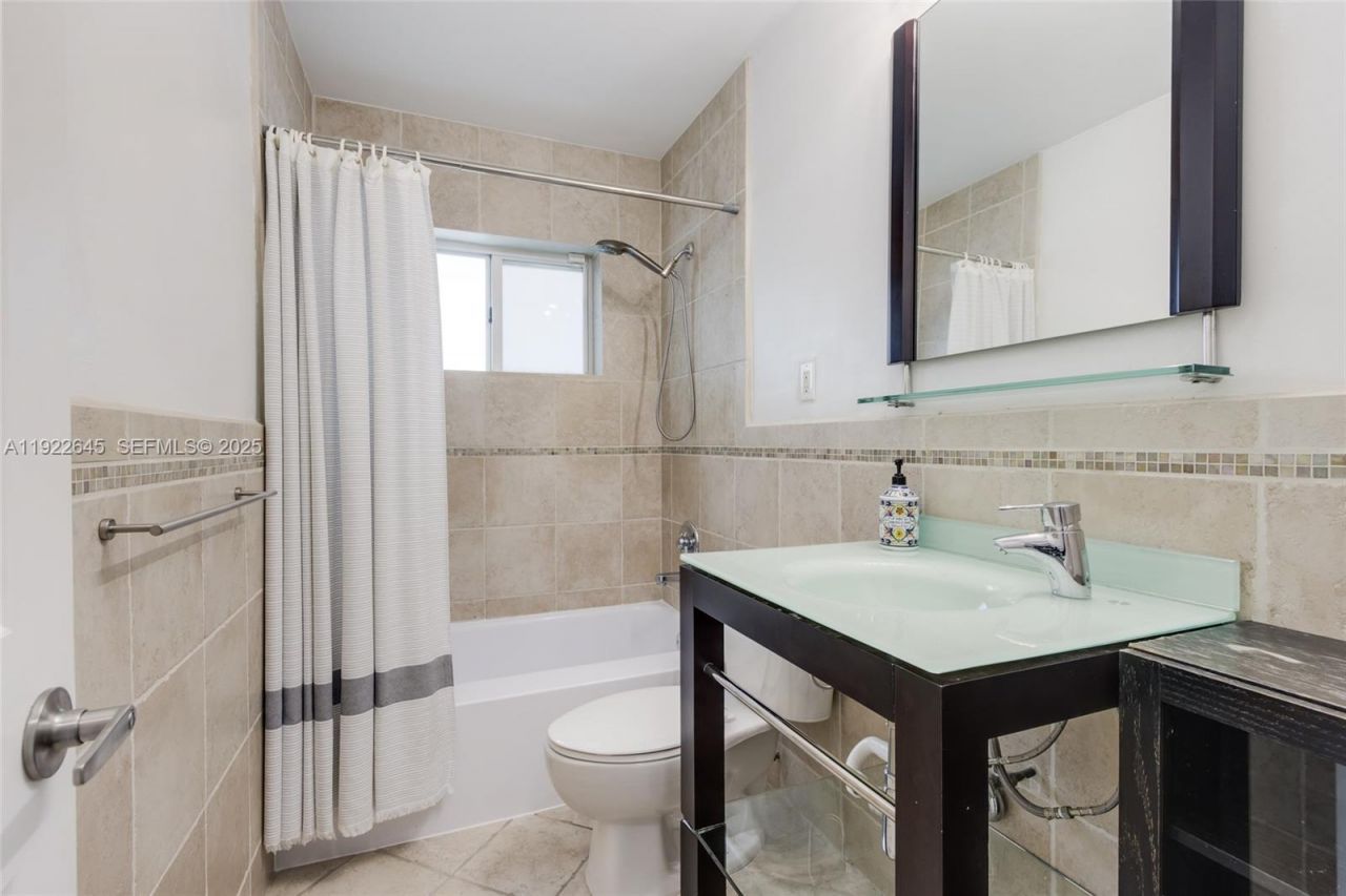 12300 NE Miami Ct, North Miami, FL 33161 Photo