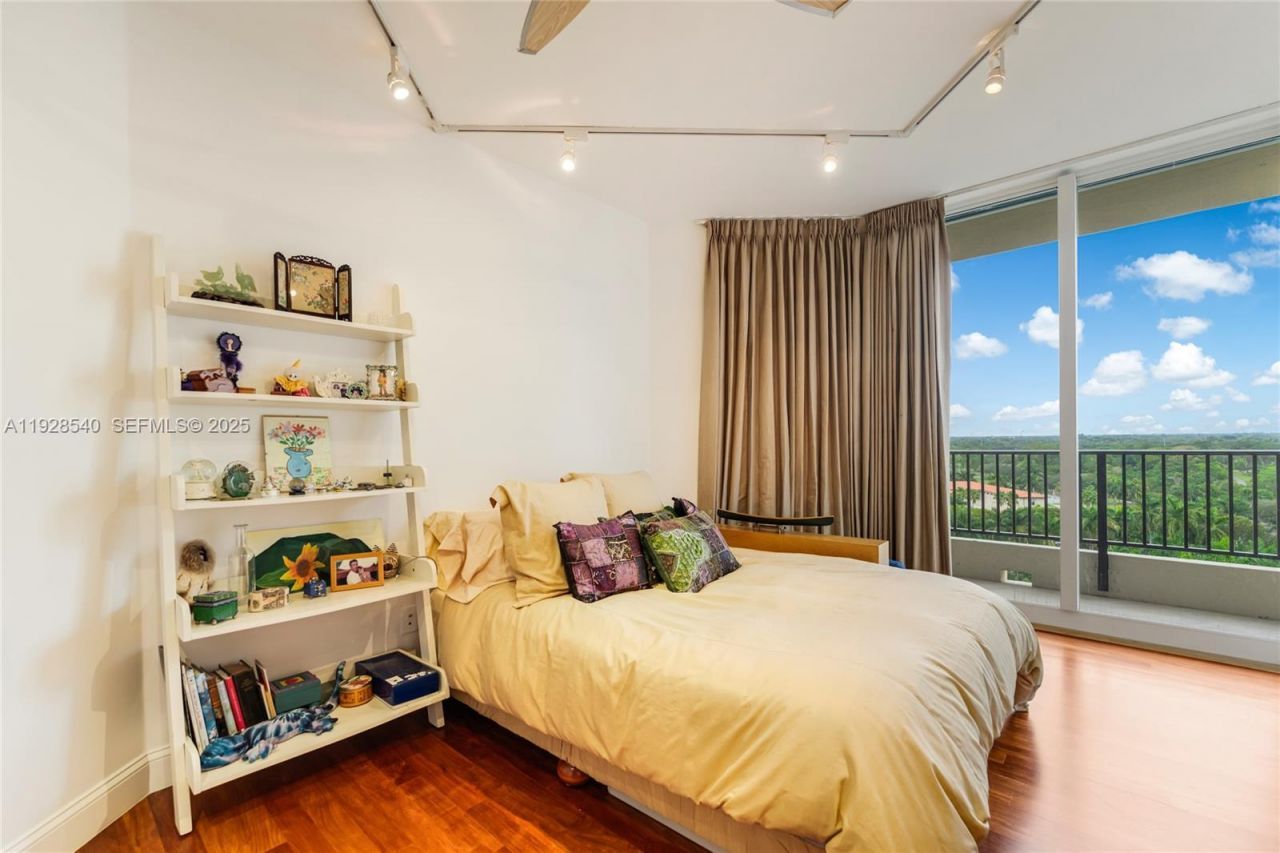 13627 Deering Bay Dr, Unit 1004, Coral Gables, FL 33158 Photo