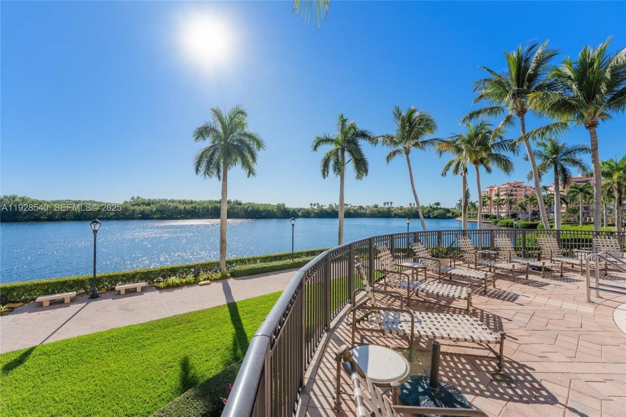 13627 Deering Bay Dr, Unit 1004, Coral Gables, FL 33158 Photo