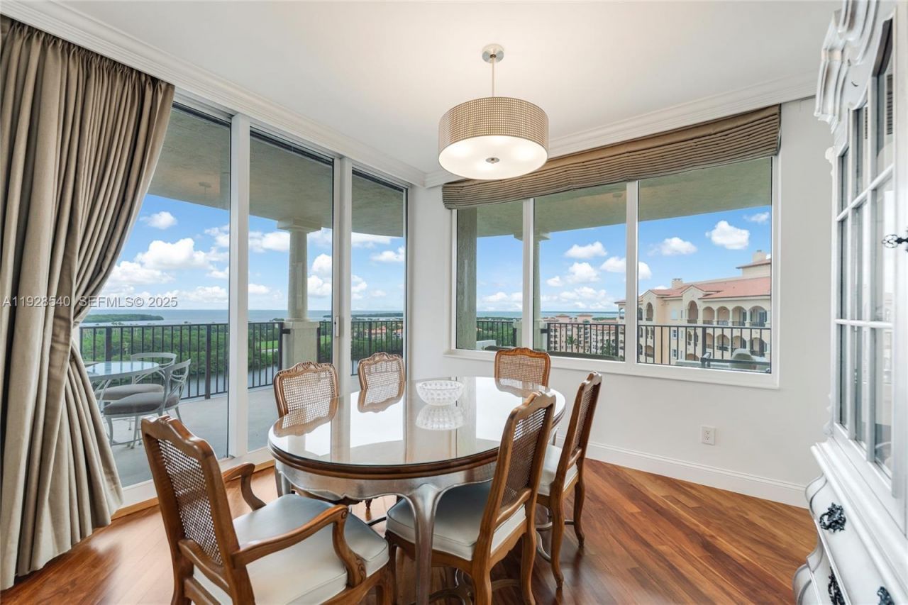 13627 Deering Bay Dr, Unit 1004, Coral Gables, FL 33158 Photo