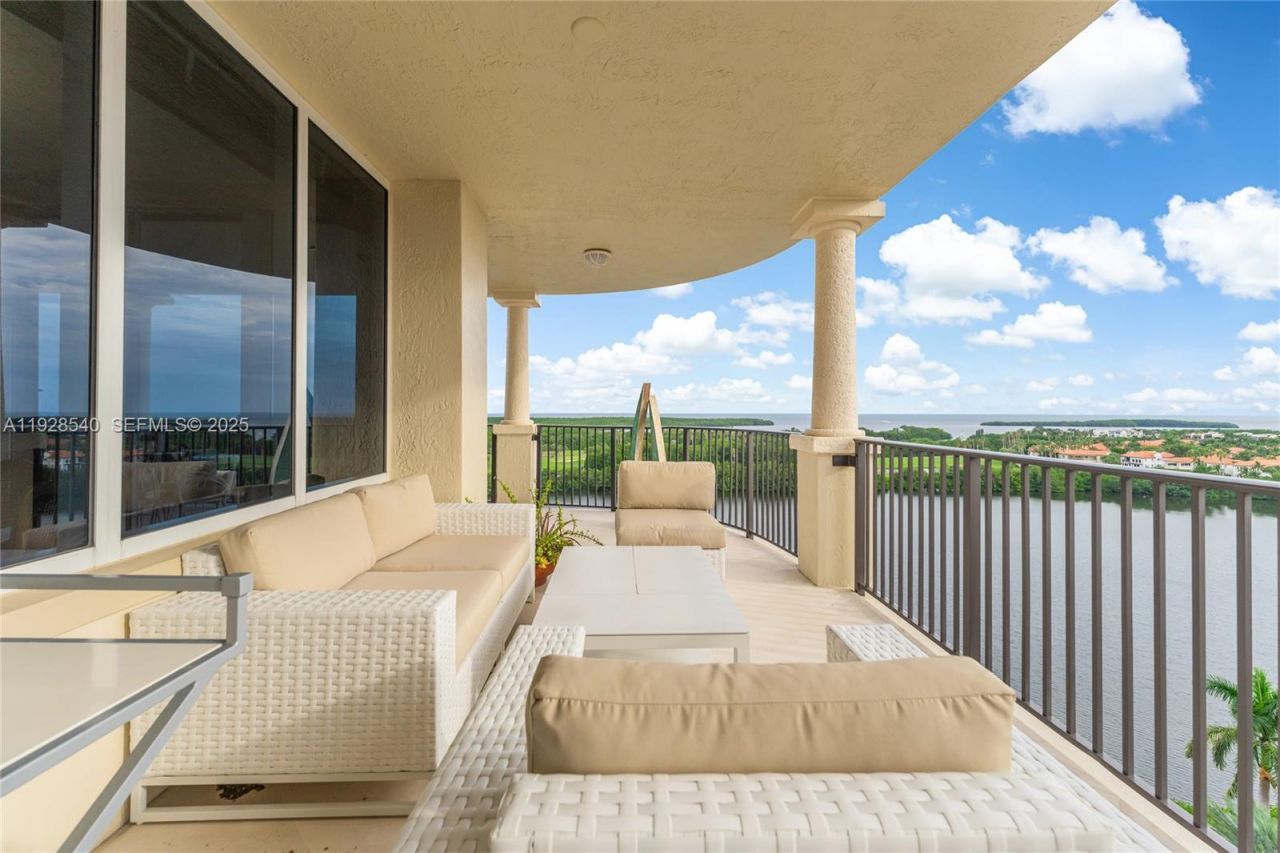 13627 Deering Bay Dr, Unit 1004, Coral Gables, FL 33158 Photo