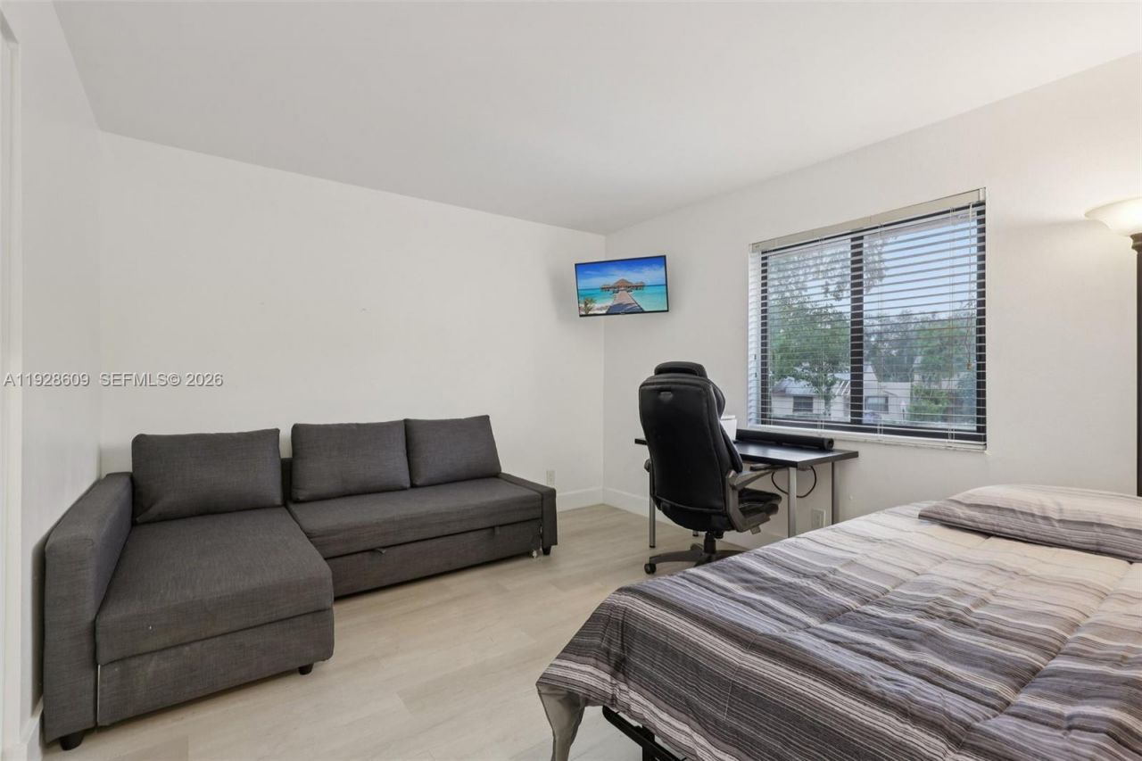 30 Chestnut Cir, Cooper City, FL 33026 Photo