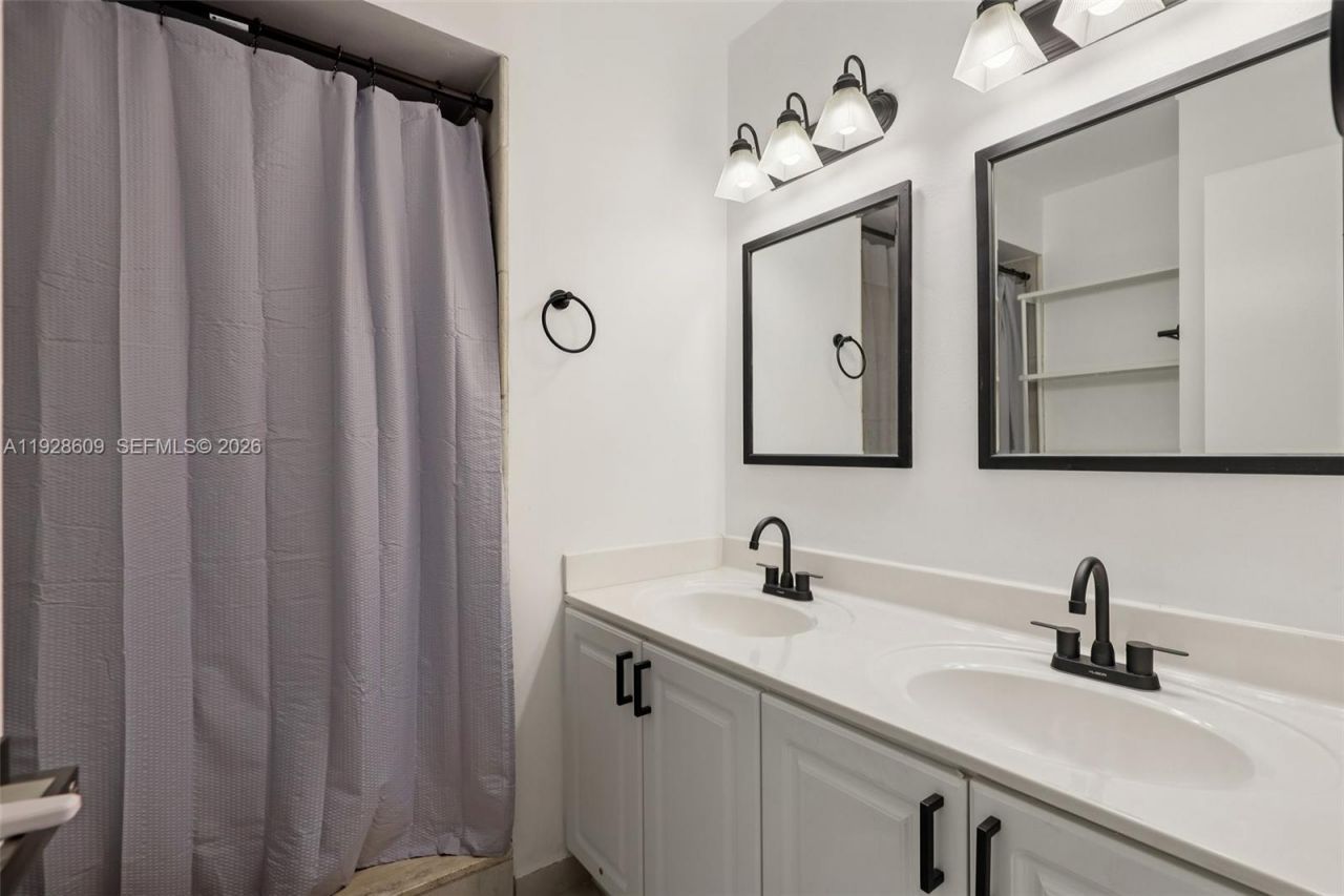 30 Chestnut Cir, Cooper City, FL 33026 Photo