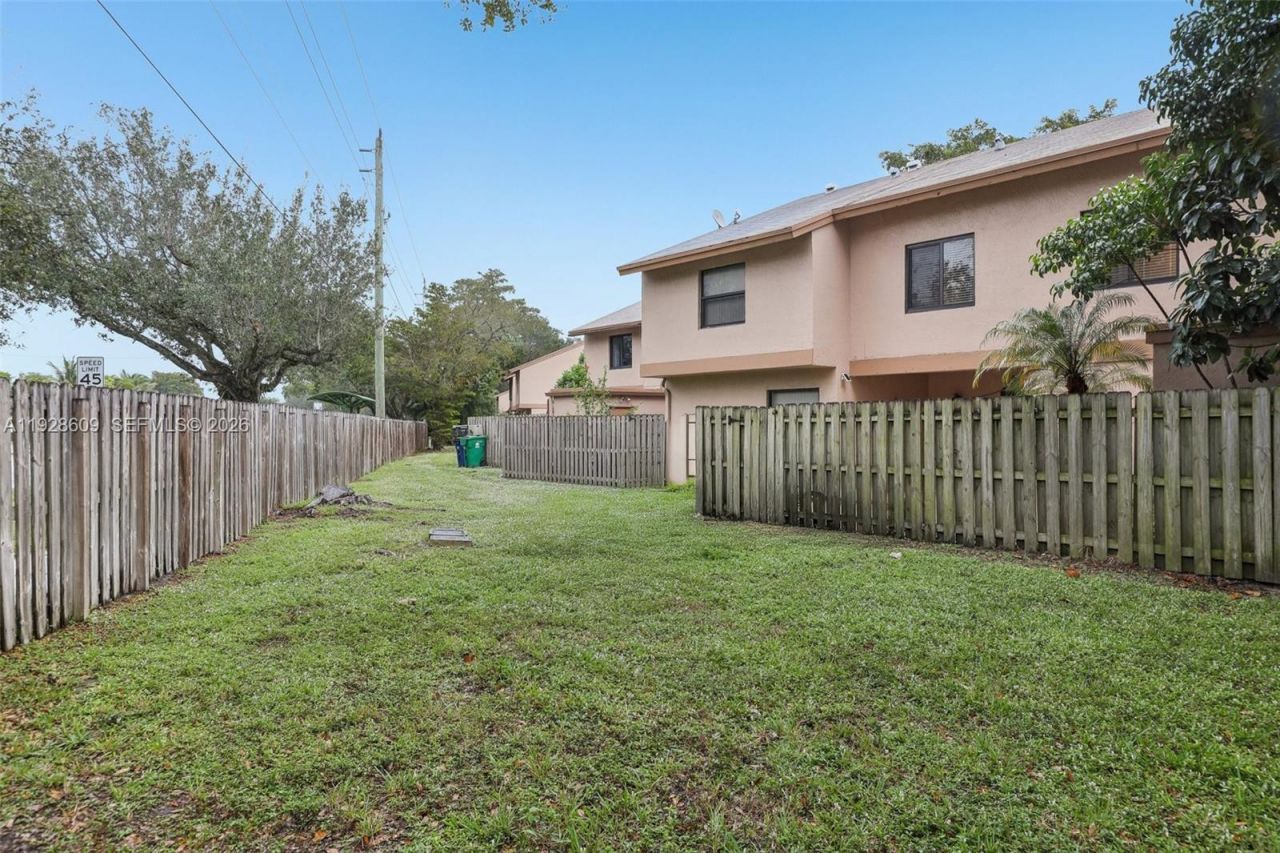 30 Chestnut Cir, Cooper City, FL 33026 Photo