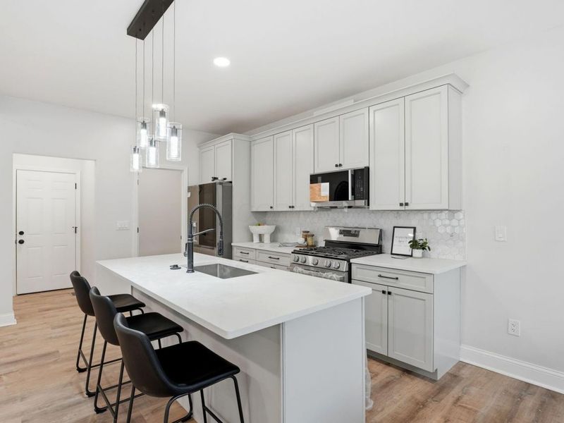 2618 Clybourne Road, Columbus, OH 43231 Photo 18