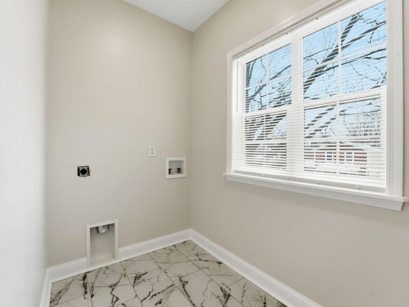 2618 Clybourne Road, Columbus, OH 43231 Photo 30