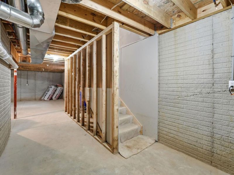 2618 Clybourne Road, Columbus, OH 43231 Photo 52