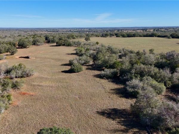 7180 CR 283 , Harwood, TX 78632