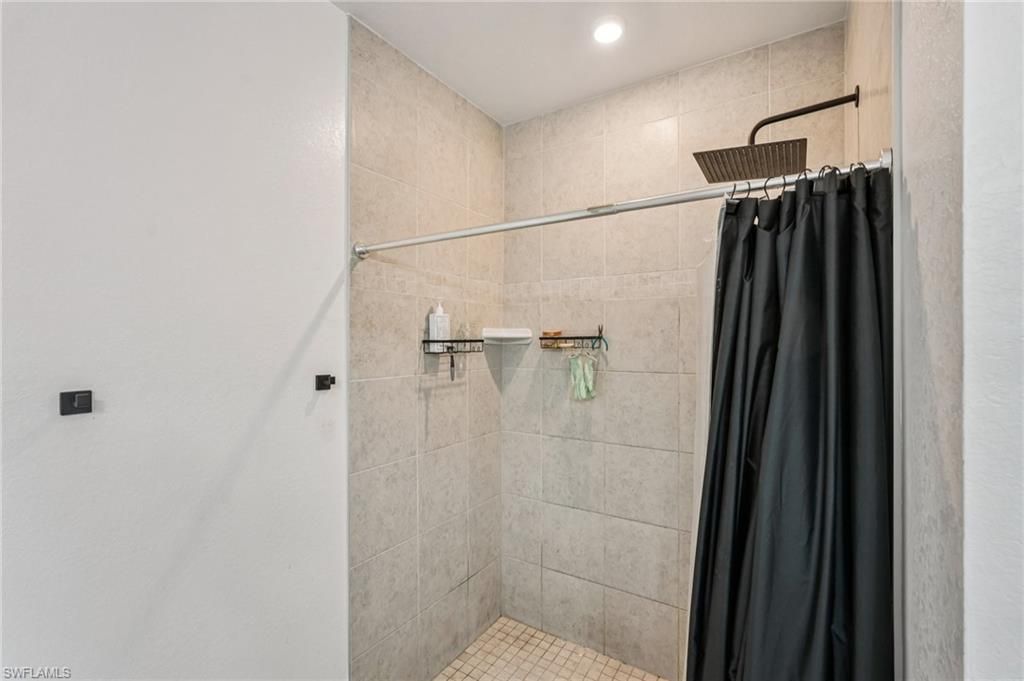 1905 NE 17th Ave, Cape Coral, FL 33909 Photo