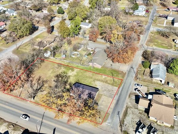 403 W Main Street, Stigler, OK 74462