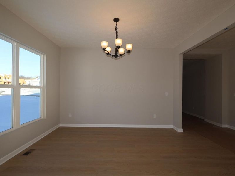 302 Reign Way, Pataskala, OH 43062 Photo 2