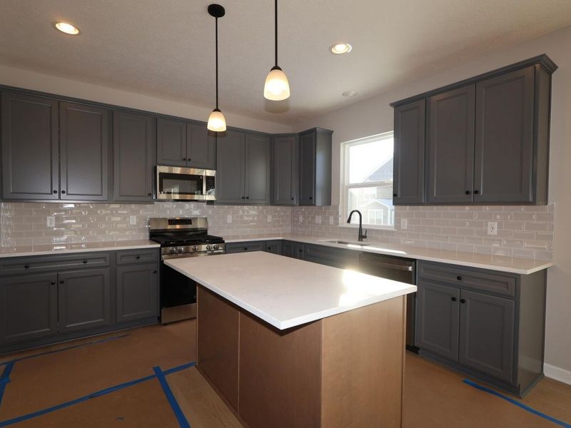 302 Reign Way, Pataskala, OH 43062 Photo 7