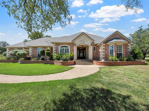 175 Winding Trail, Crawford, TX 76638