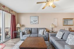 1707 Perrin Dr. photo 4