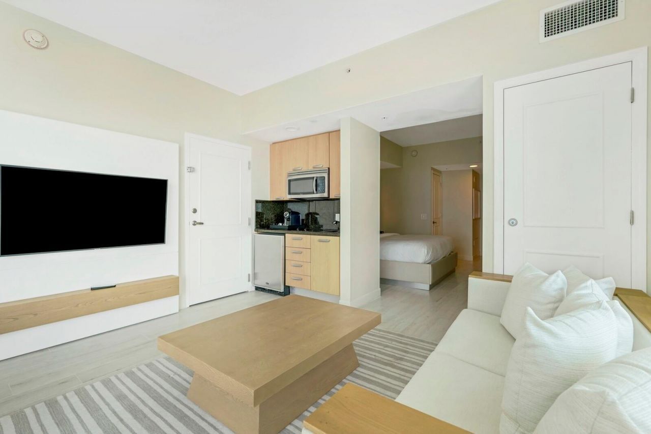 505 N Ft Lauderdale Bch Boulevard, Unit 2509, Fort Lauderdale, FL 33304 Photo