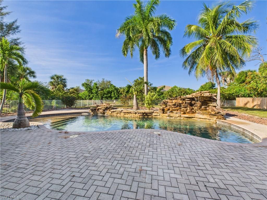 16700 Wisteria Dr, Fort Myers, FL 33908 Photo