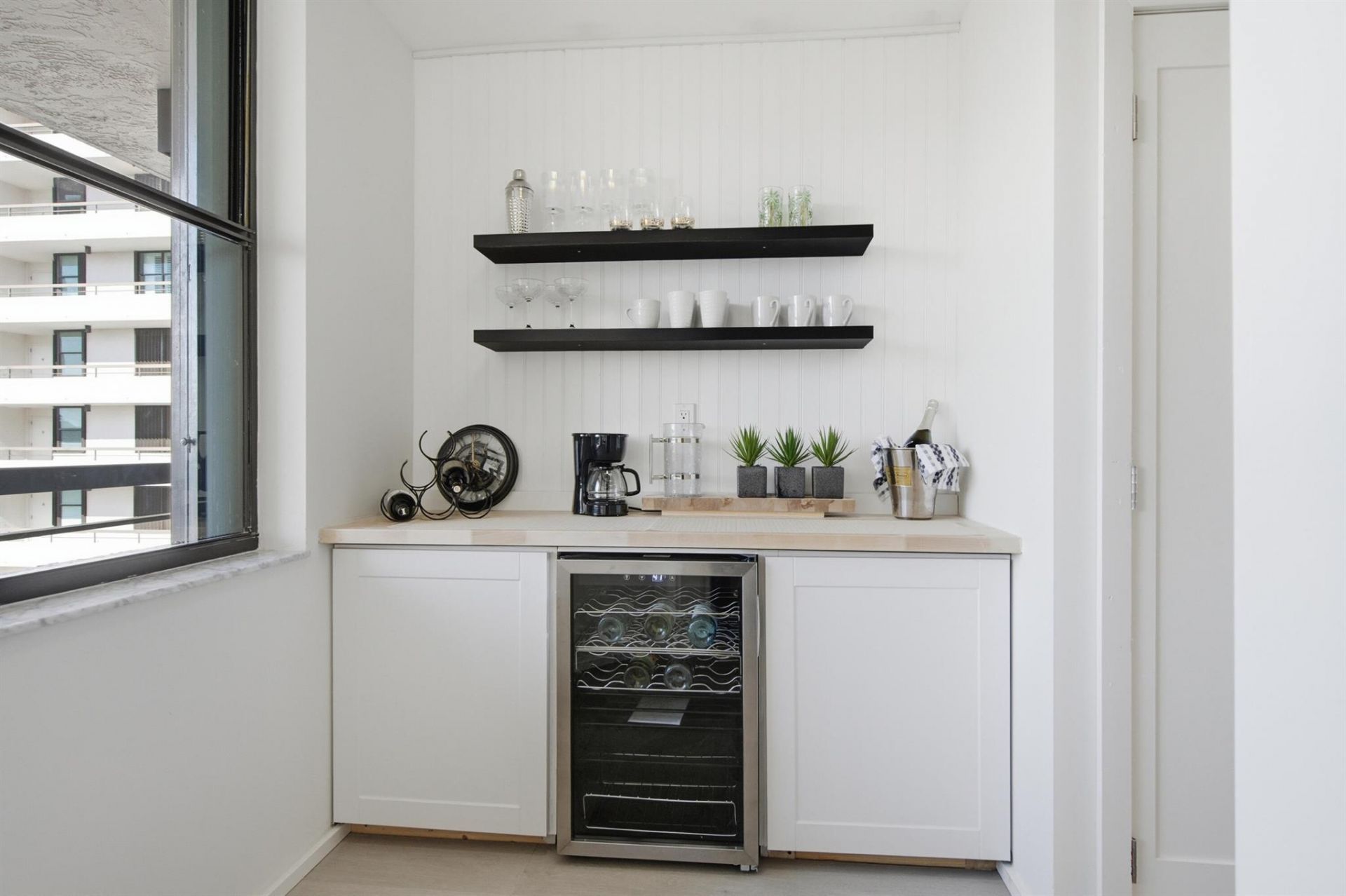 8880 S Ocean Drive, Unit 409, Jensen Beach, FL 34957 Photo