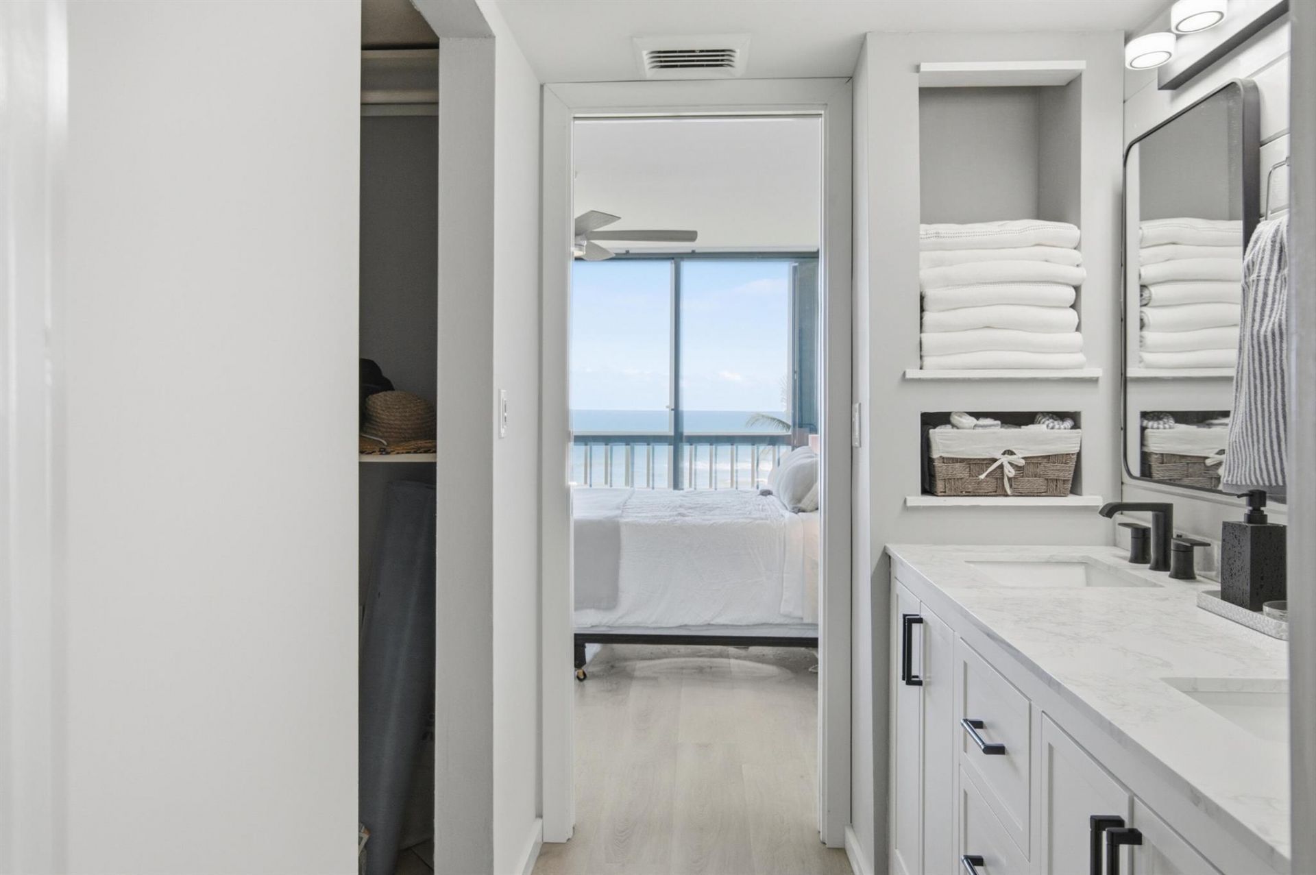 8880 S Ocean Drive, Unit 409, Jensen Beach, FL 34957 Photo