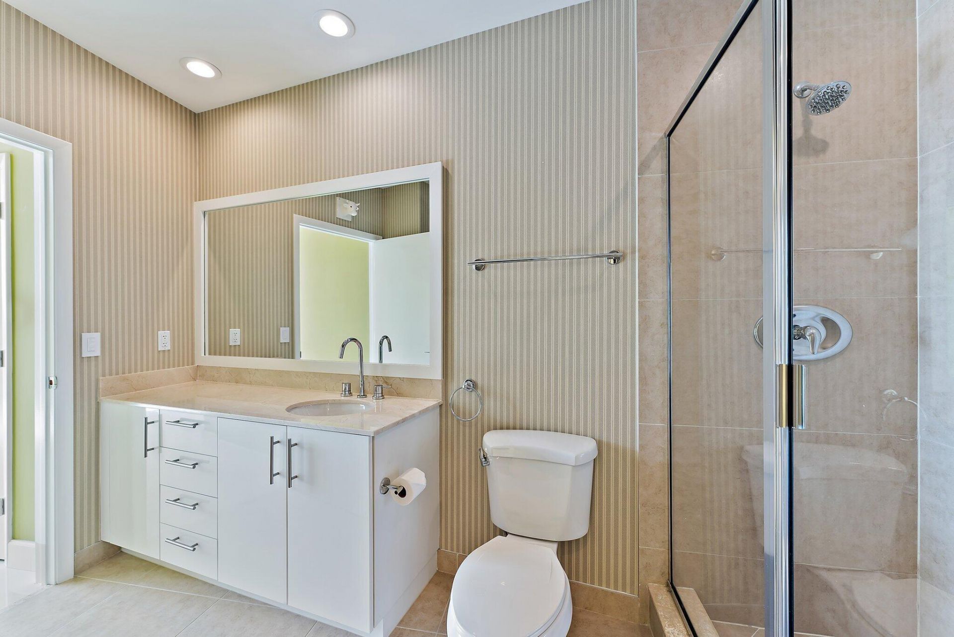 550 Okeechobee Boulevard, Unit Mph15, West Palm Beach, FL 33401 Photo