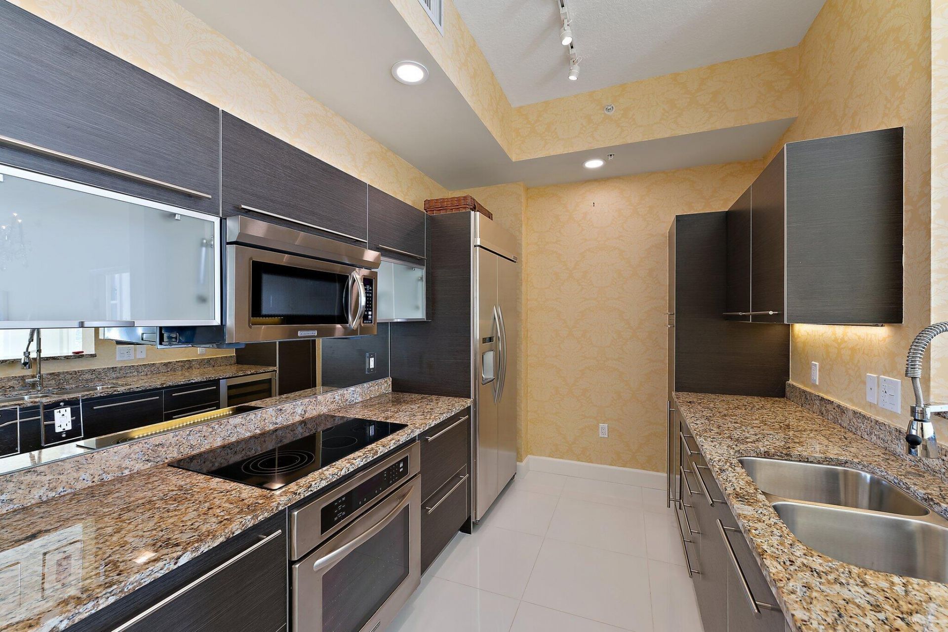 550 Okeechobee Boulevard, Unit Mph15, West Palm Beach, FL 33401 Photo