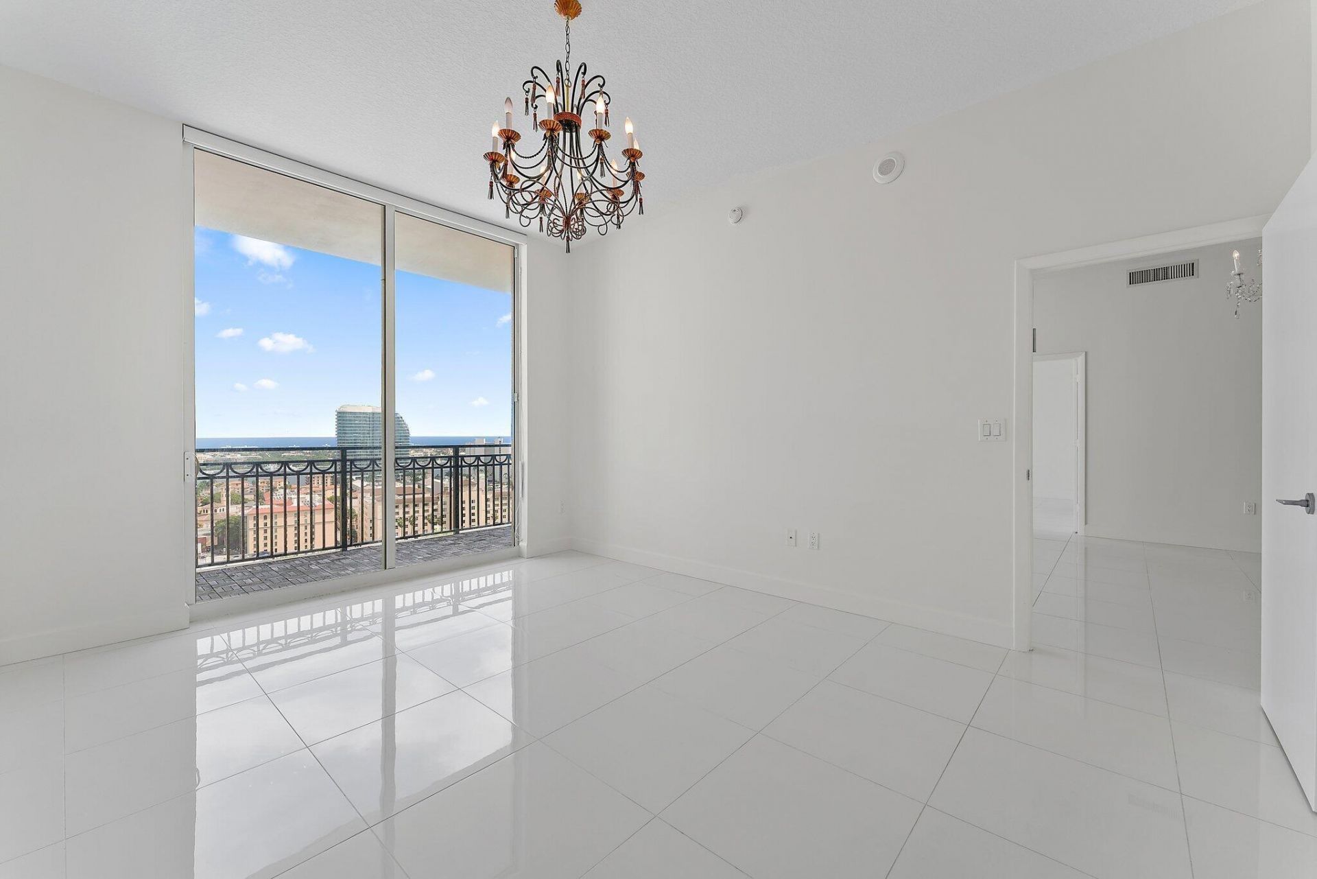 550 Okeechobee Boulevard, Unit Mph15, West Palm Beach, FL 33401 Photo