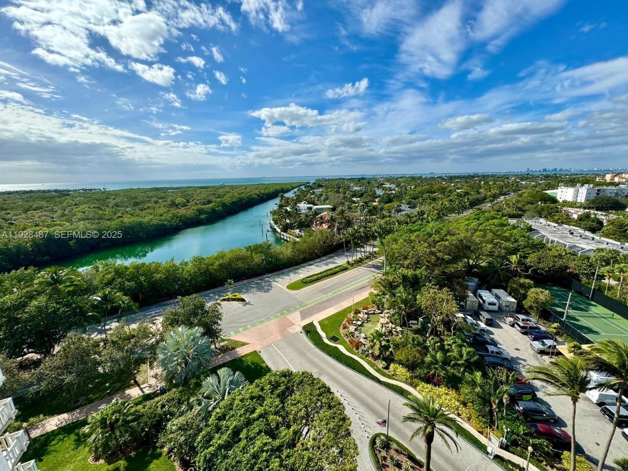 1121 Crandon Blvd, Unit E1001, Key Biscayne, FL 33149 Photo