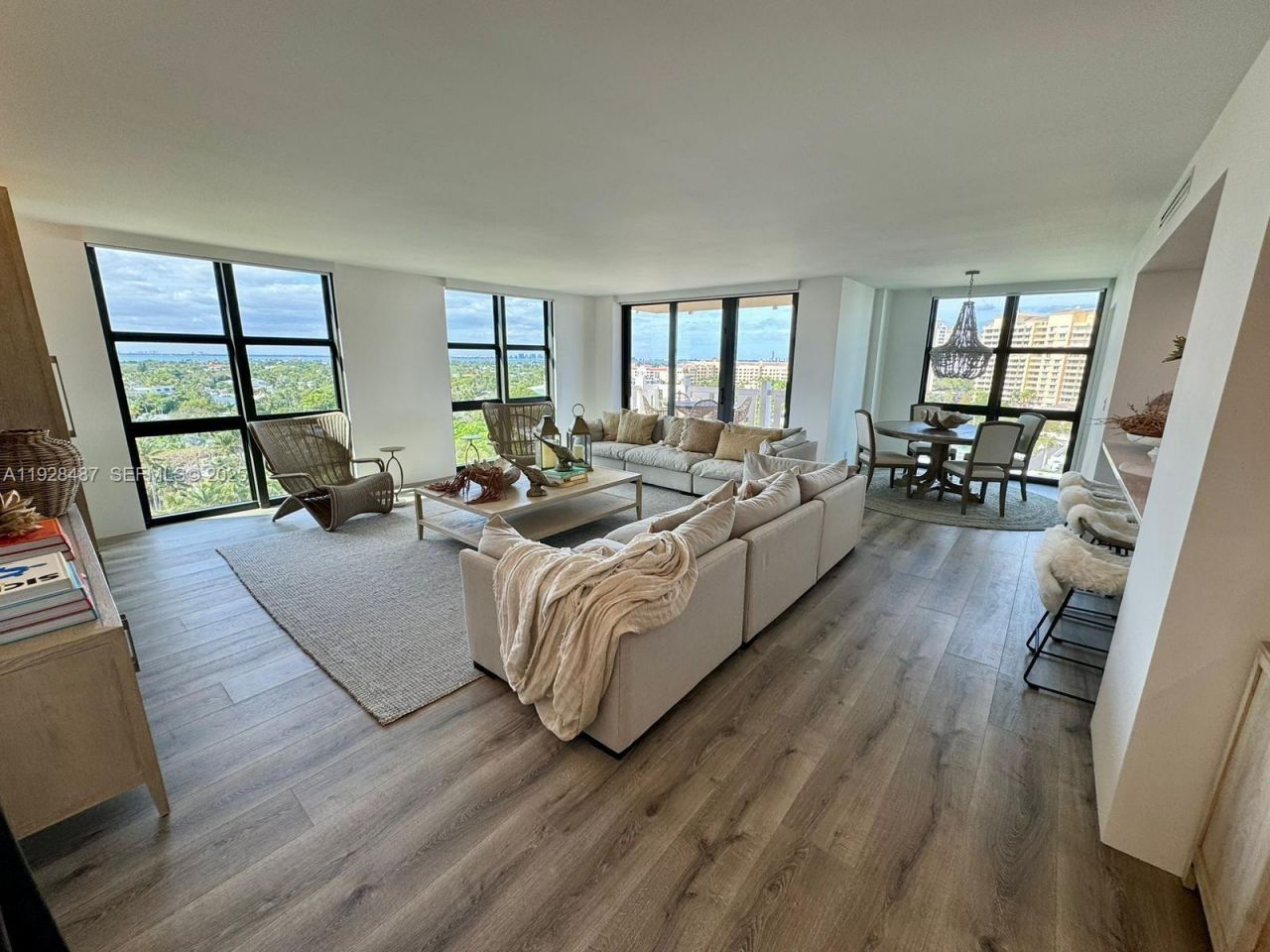 1121 Crandon Blvd, Unit E1001, Key Biscayne, FL 33149 Photo