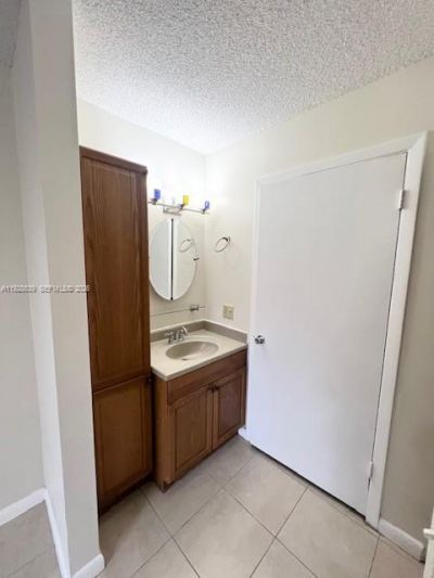 10709 Cleary Blvd, Unit 105, Plantation, FL 33324 Photo