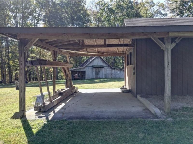 6251 Gratiot Road SE, Newark, OH 43056 Photo 11