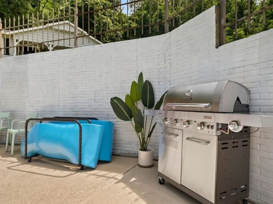Property Image 32