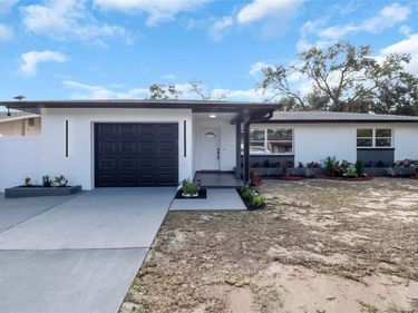 13740 94TH AVENUE, SEMINOLE, FL 33776