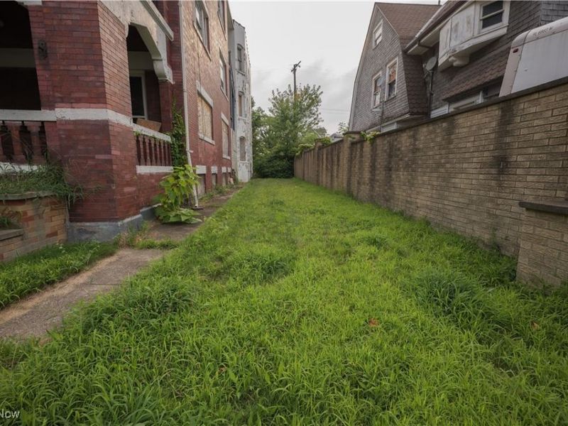 1780 E 89th Street, Cleveland, OH 44106 Photo 21