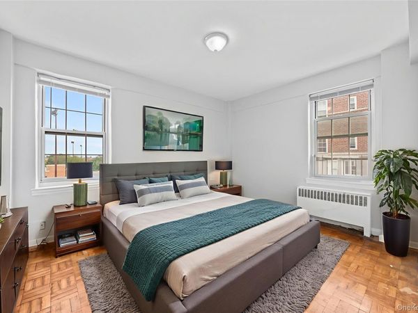 210 Pelham Road, Unit 5M, New Rochelle, NY 10805