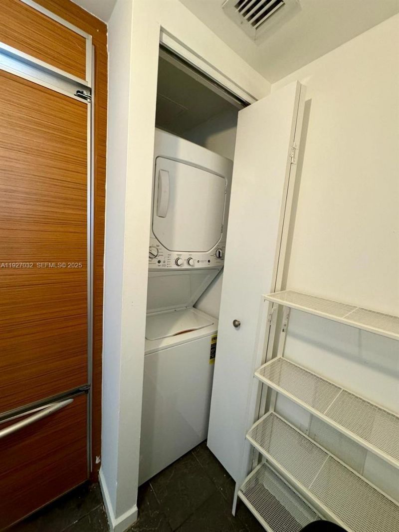 50 Biscayne Blvd, Unit 3807, Miami, FL 33132 Photo