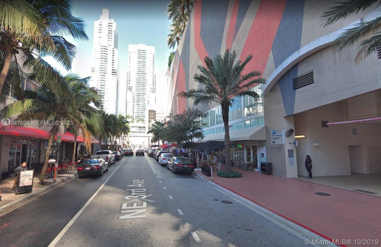 50 Biscayne Blvd, Unit 3807, Miami, FL 33132 Photo